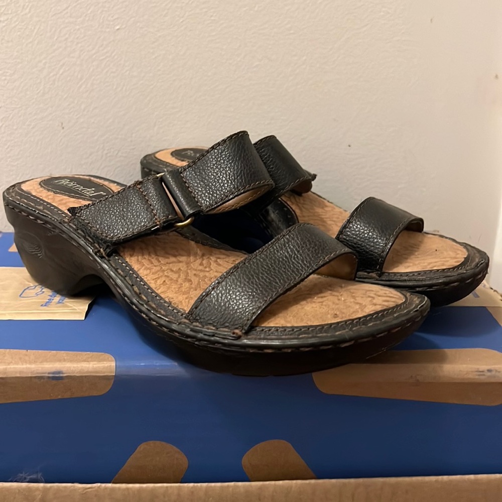Ladies brown heel sandals size 8
